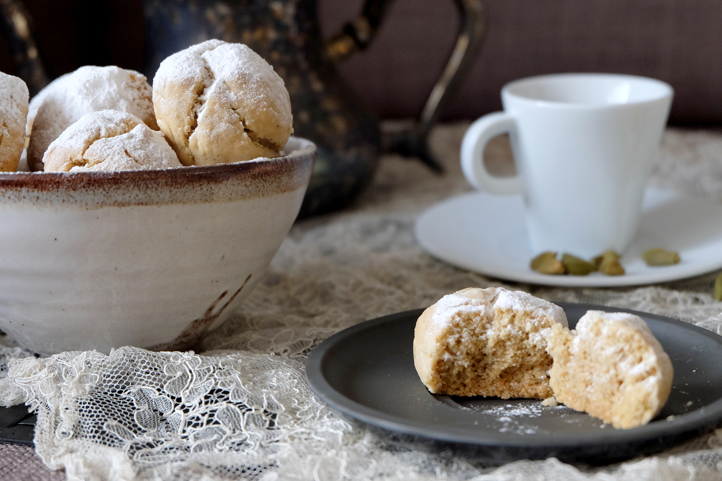 A recipe – Cardamom, coffee and cashew nuts biscuits
