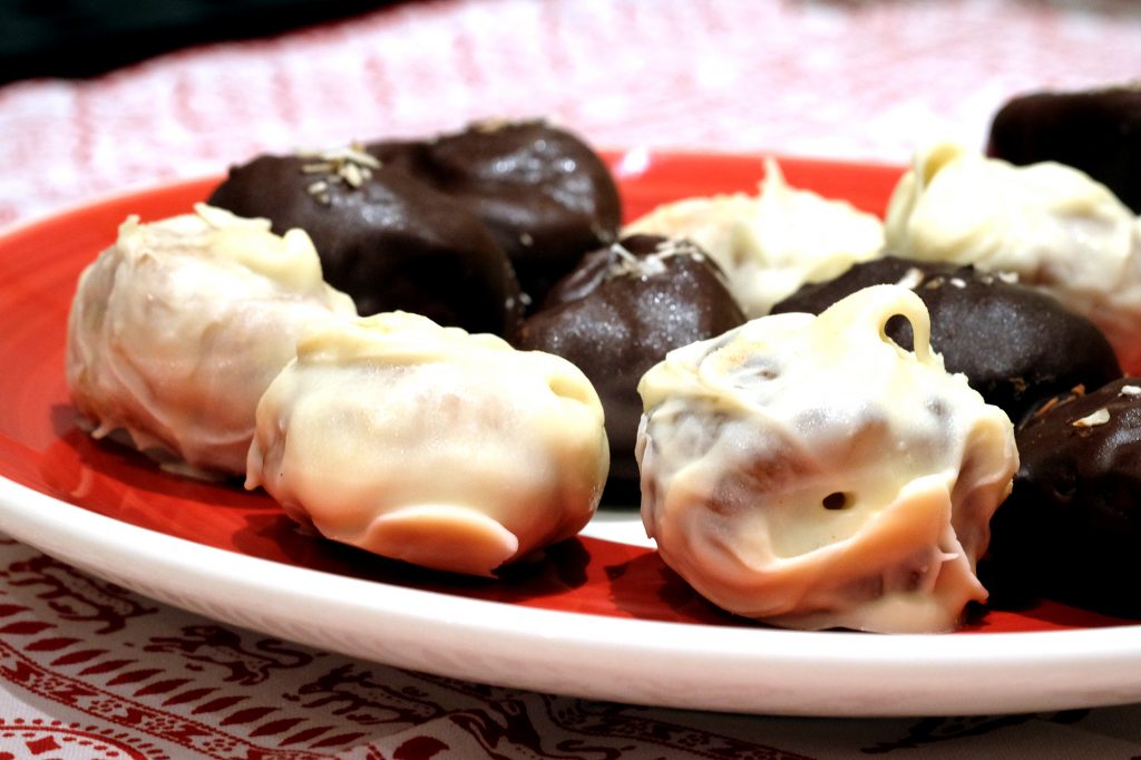 Pastabites makes calabrian chocolate figs