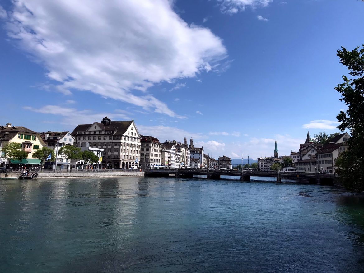 Featured Post Image - Travel bites: coffee & breakfast in Zurich